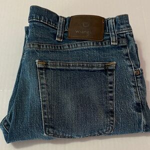 Wrangler Men's 34 x 30 Relaxed Fit Denim Jeans